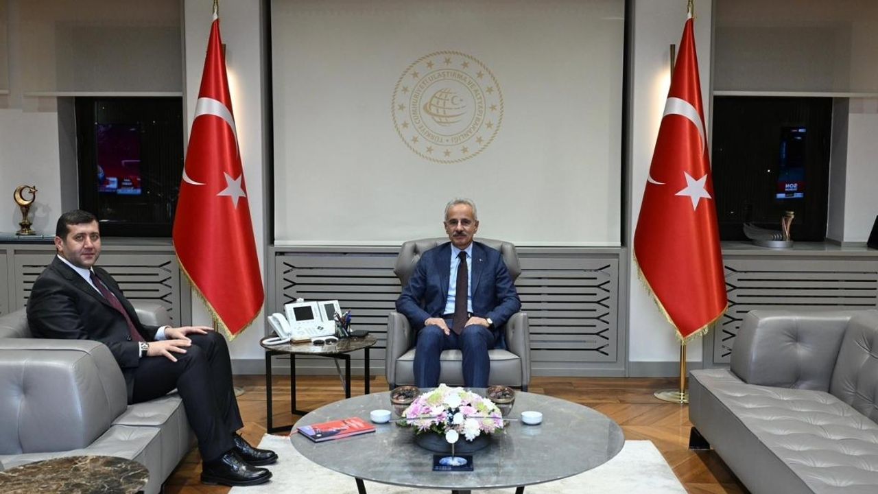MHP’li Baki Ersoy ile Ulaştırma Bakanı Uraloğlu arasında kritik görüşme: Kayseri detayı dikkat çekti!
