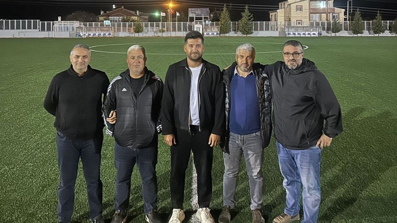 Başakpınarspor'da yeni dönem başlıyor! Eren Çalapverdi takımın başına geçti