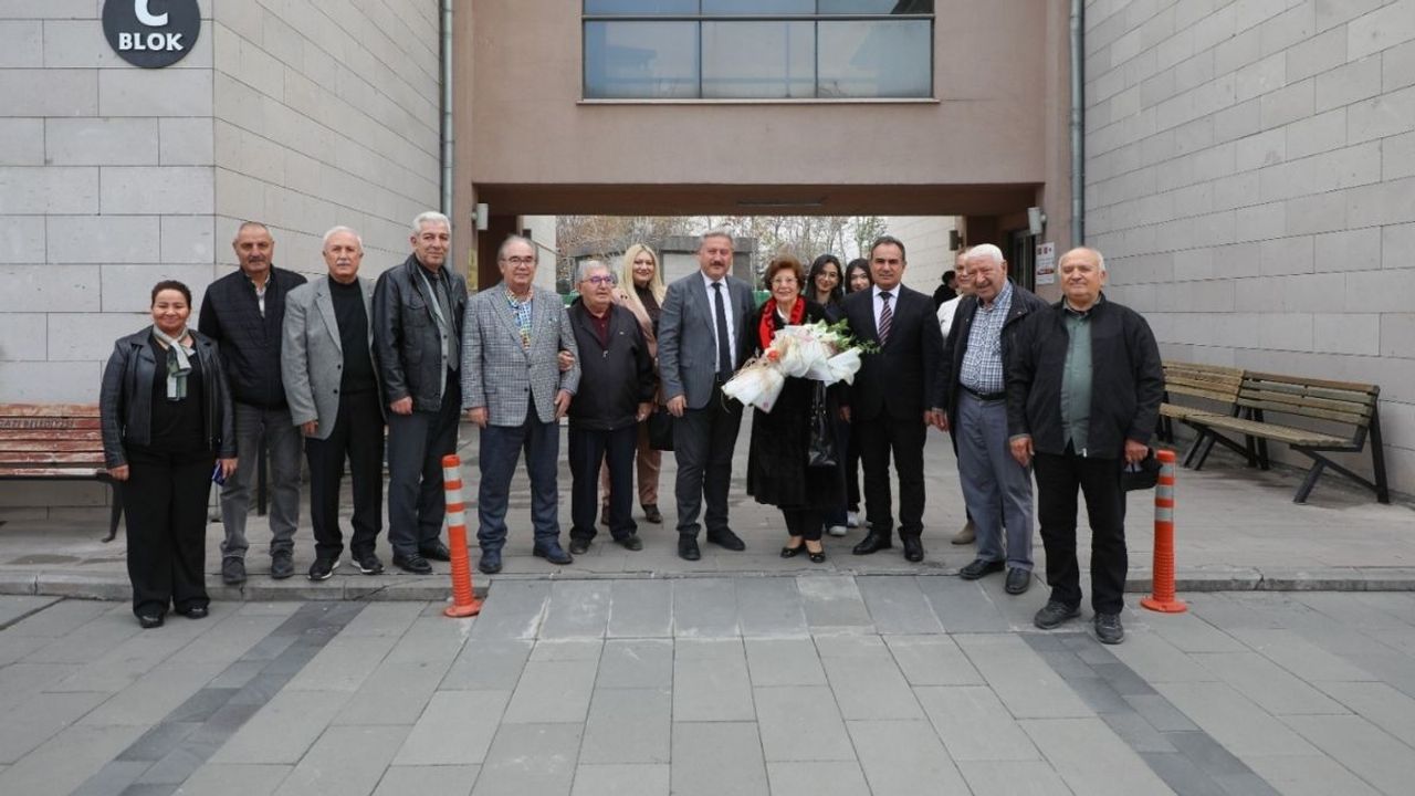 Başkan Palancıoğlu'ndan Kayseri Lisesi Öğrencilerine Büyük Vizyon Dersi: "Sizden Bakanlar Çıkacak!"