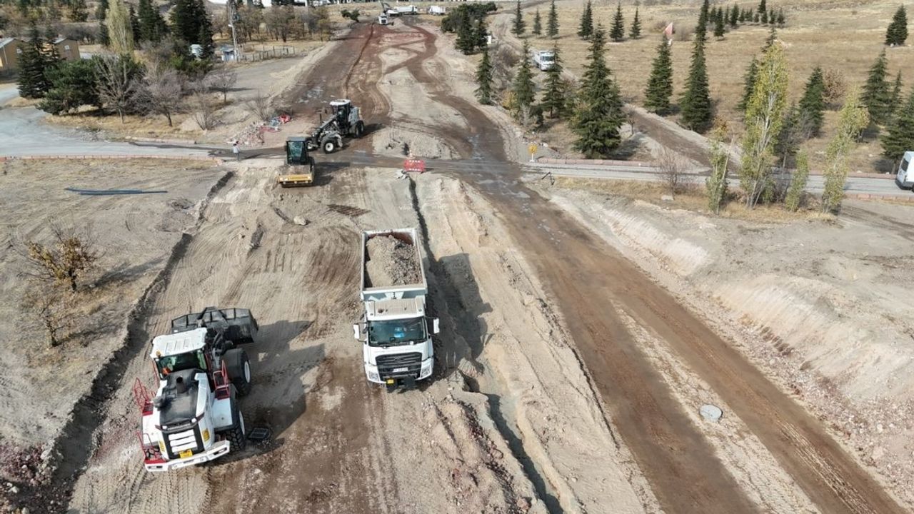 Kayseri Büyükşehir’den Kartal Kavşağı’na alternatif güzergâh