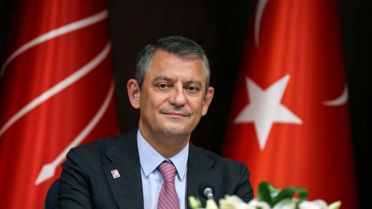 CHP Genel Başkanı Özgür Özel: Eczacılık ailemden hiç ayrılmadım