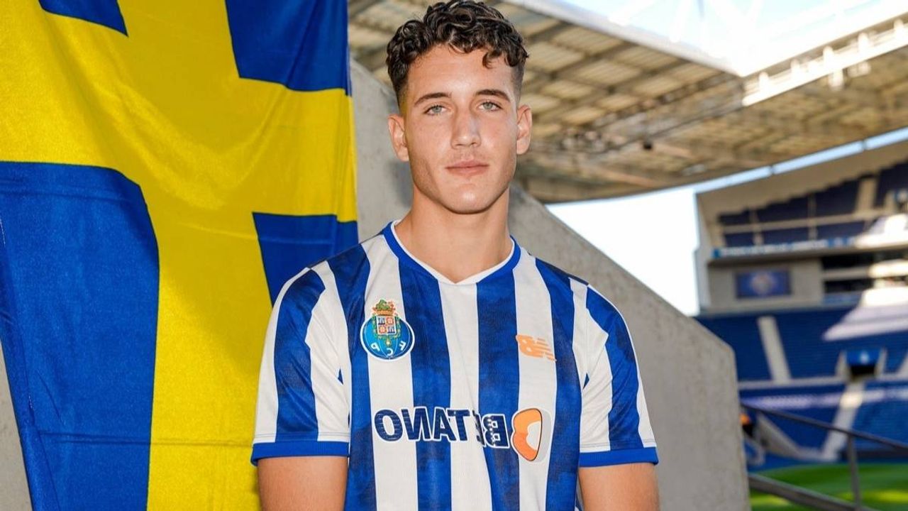 Milli Takımın yeni golcüsü Deniz Gül kimdir?