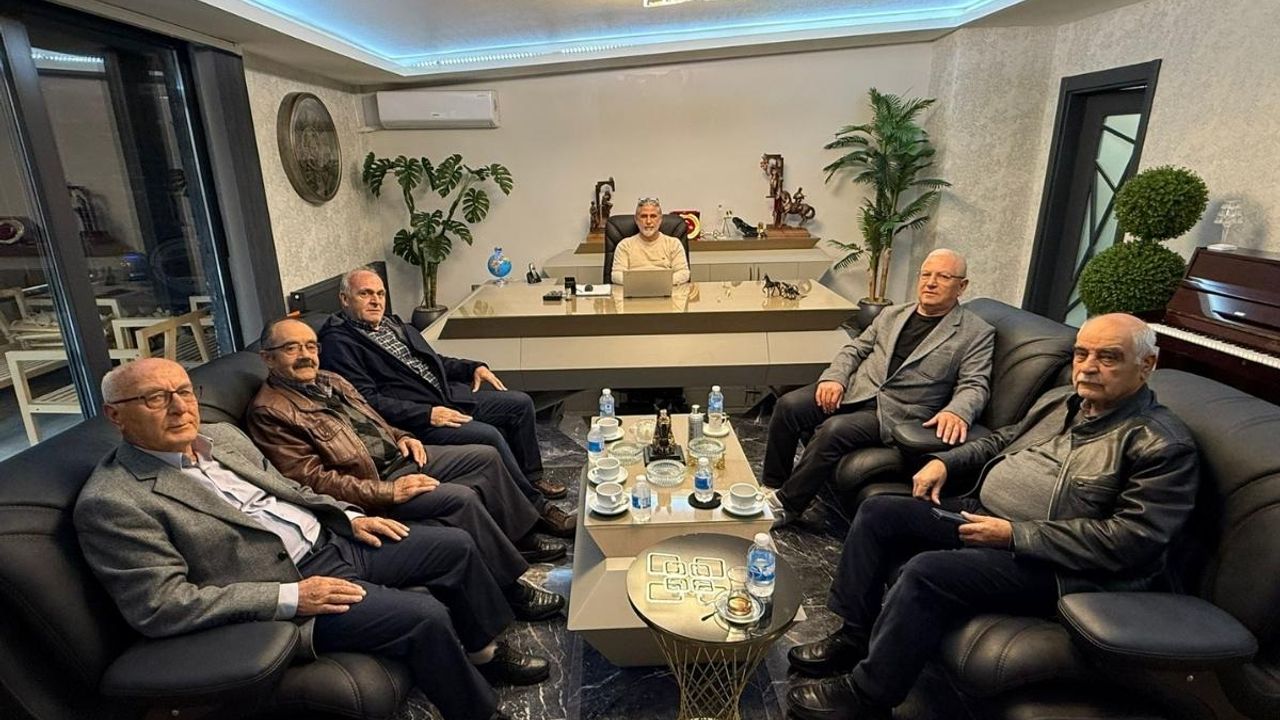 Yeni kurulan Kayseri Hobi Bahçeleri Yaşatma Derneği’nden Gazeteci Azim Deniz’e ziyaret