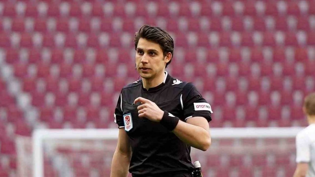 Kayserispor Gaziantep FK maçının hakemi Mehmet Türkmen oldu