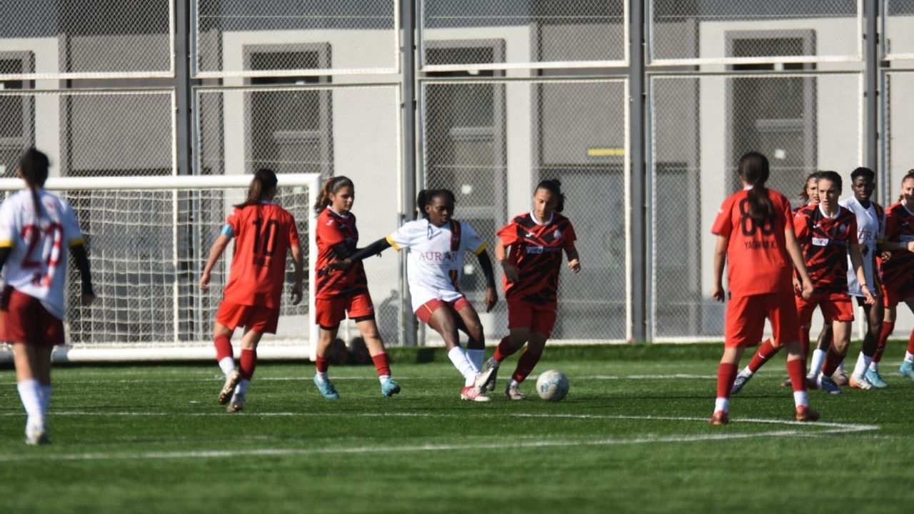 Kayseri Kadın FK, Gazikentspor’u 7-1 mağlup ederek namağlup serisini sürdürdü