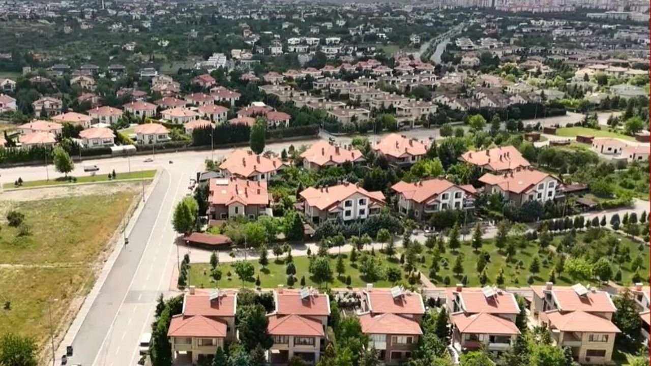 Kayseri Erenköy’de villada oturanla aynı vergiyi, faturayı ödüyorlar: İnternet yok doğalgaz yok altyapı eksik