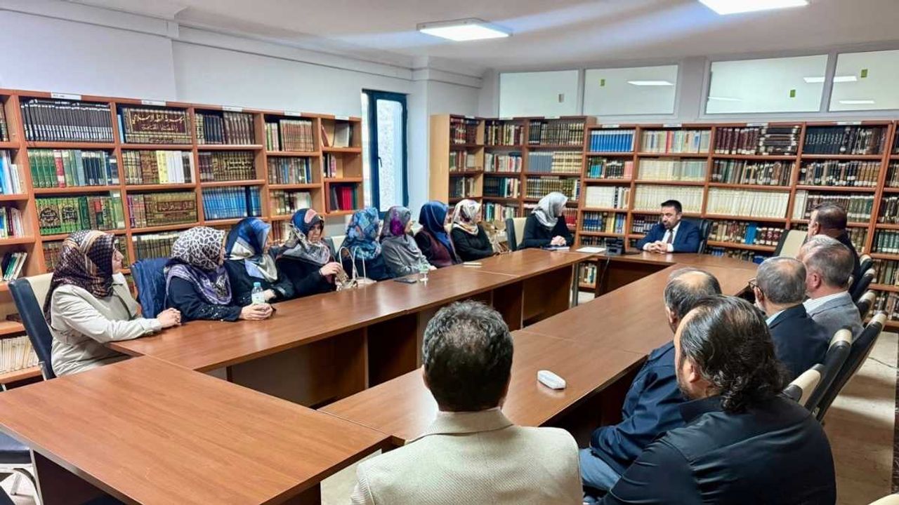 Kayseri’de hafızlık eğitimine yönelik önemli toplantı: Kurs yöneticileri ile istişare yapıldı