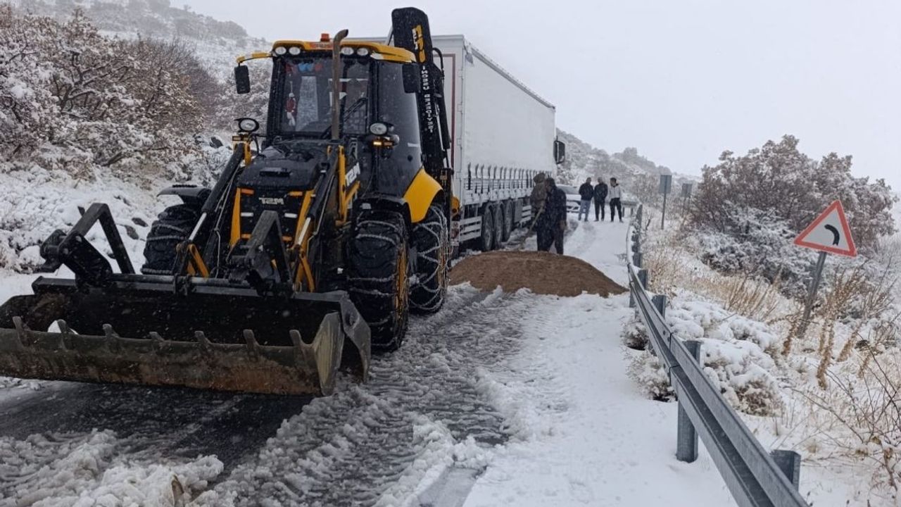 Kayseri İncesu'da kar alarmı! Ekipler sahaya indi
