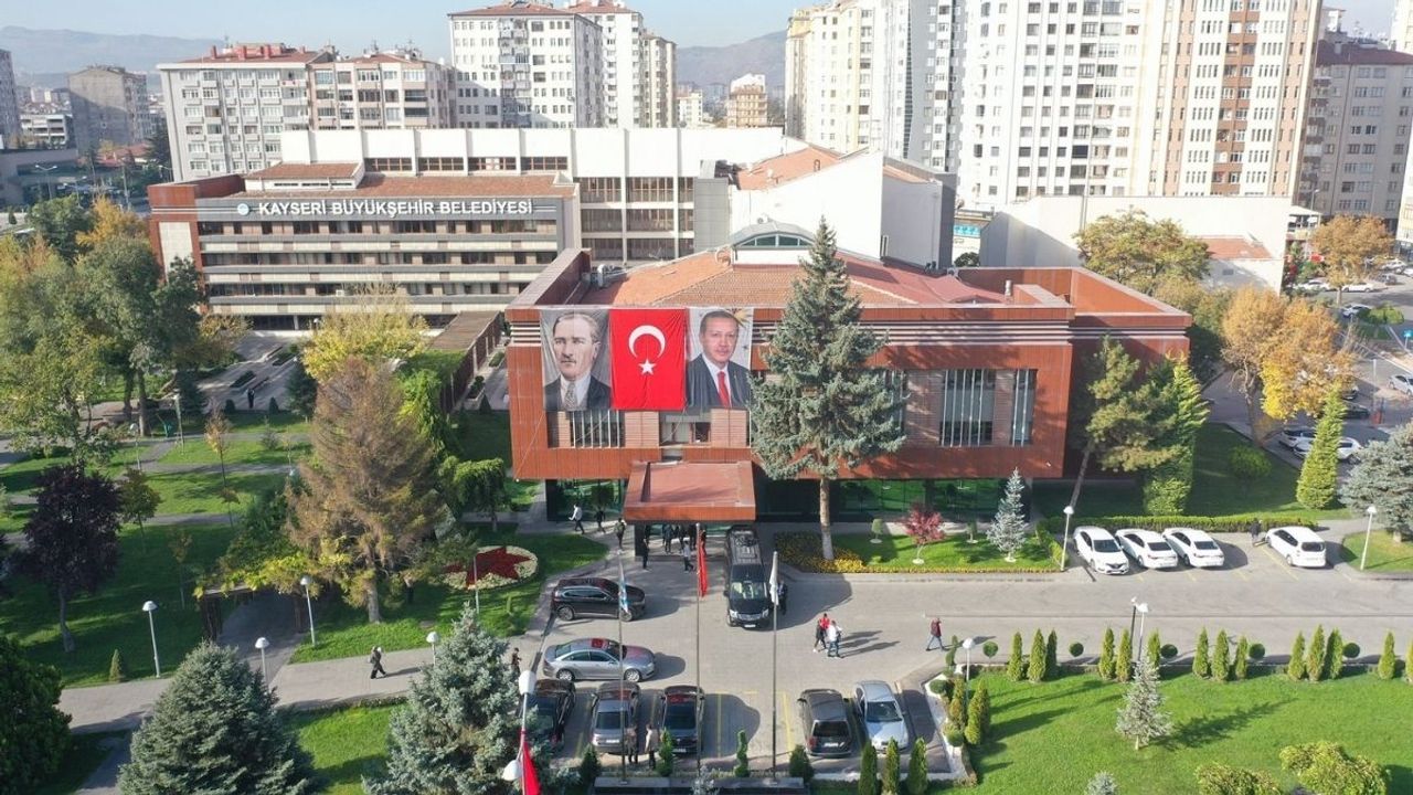 Kayseri Büyükşehir'in temsil ve ağırlama harcamalarında 'Tasarruf ihlali' tespit edildi