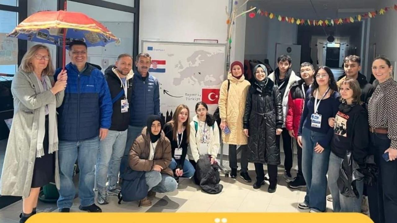 Kayseri'de 8 öğrenci 4 öğretmen neden yurtdışına gönderildi?