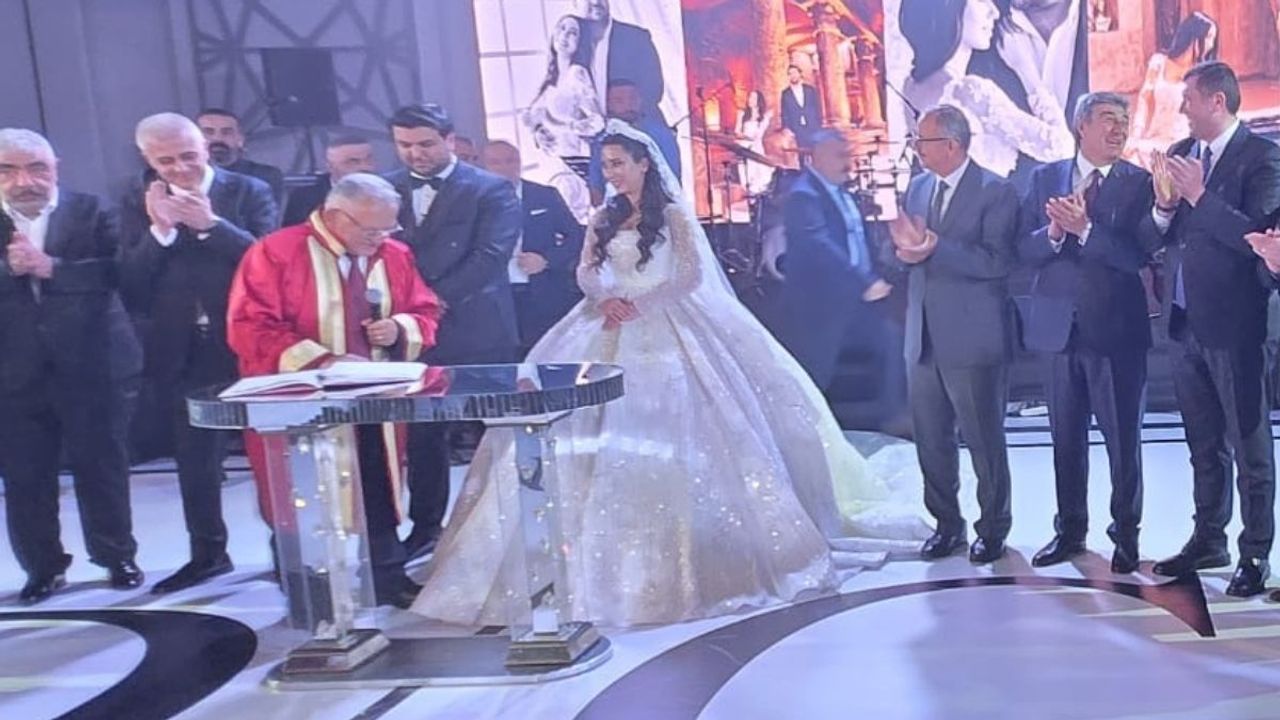 Kayseri’de Menduh başkanın mutlu günü: Oğlu dünya evine girdi