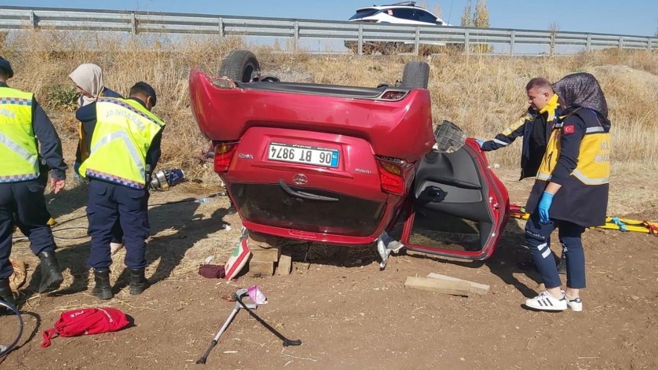 Konya’da otomobil şarampole yuvarlandı: 1 ölü 2 yaralı