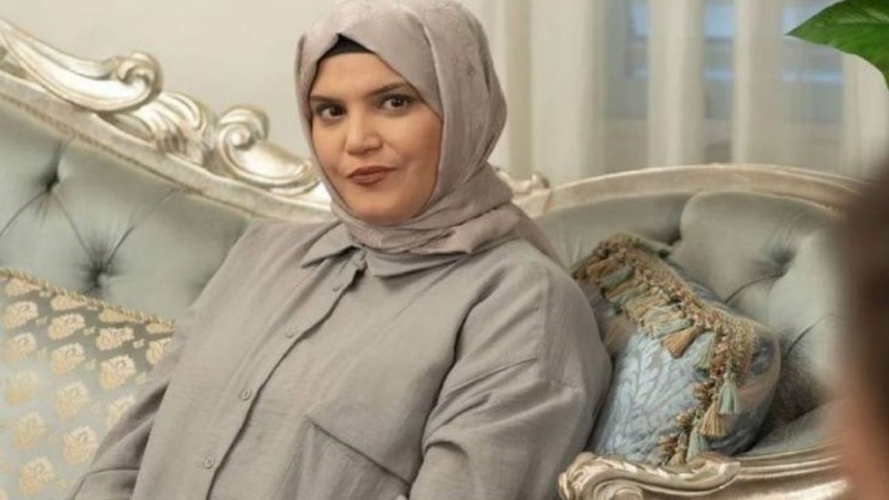 Kızılcık Şerbeti'nin Nilay'ı Cadılar Bayramı'nda partiledi! Türk bayrağı detayı olay oldu