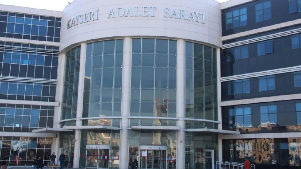 Kayseri Adliyesi önünde husumetlisine pusu kurmuştu! Tüfeğiyle yakalandı