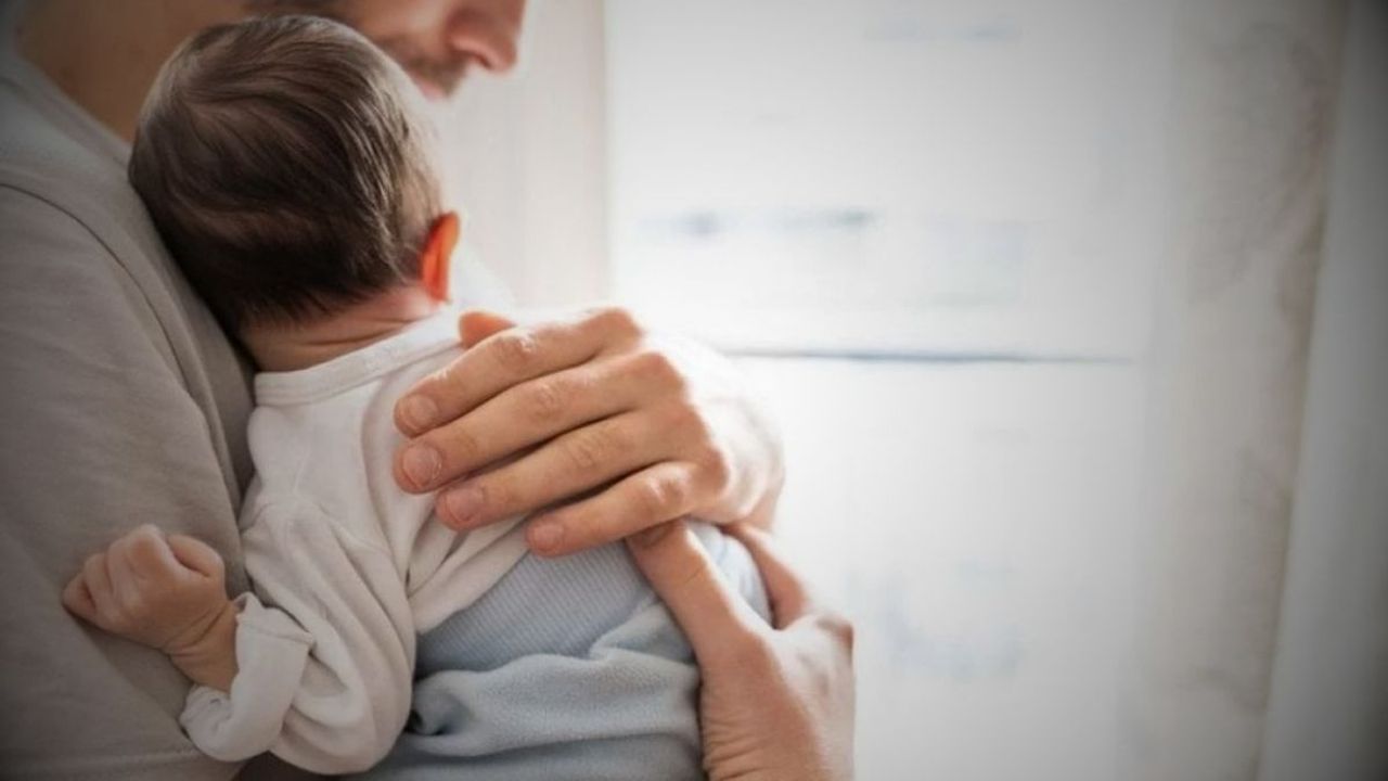 Doğum ve babalık izinlerinde büyük değişim kapıda: Haklar artıyor