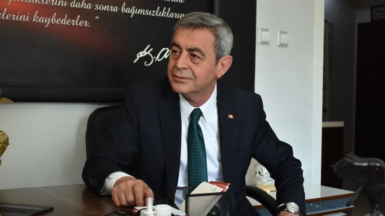 İYİ Partili Kazım Yücel: Freni patlamış araç gibi gidiyorsunuz!