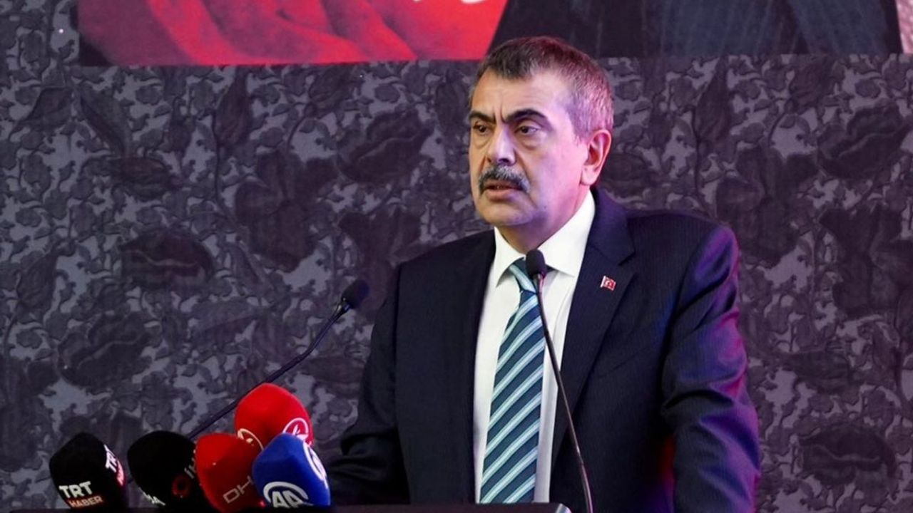 MEB ara tatili kaldırıyor mu? Bakan Tekin açıkladı
