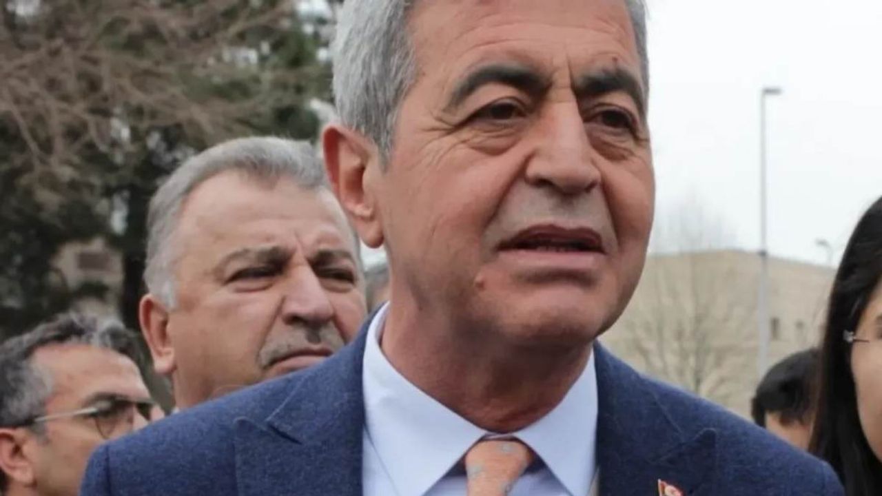 Melikgazi Halk Eğitim’de 6.780 çift ayakkabı tartışması: “Sevk irsaliyesi nerede?”