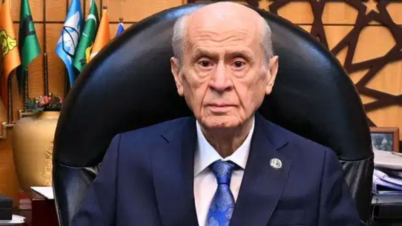 Papa’nın İznik’teki Ayini siyasi tartışma yarattı: Bahçeli’den Kayserili yapımcıya destek telefonu