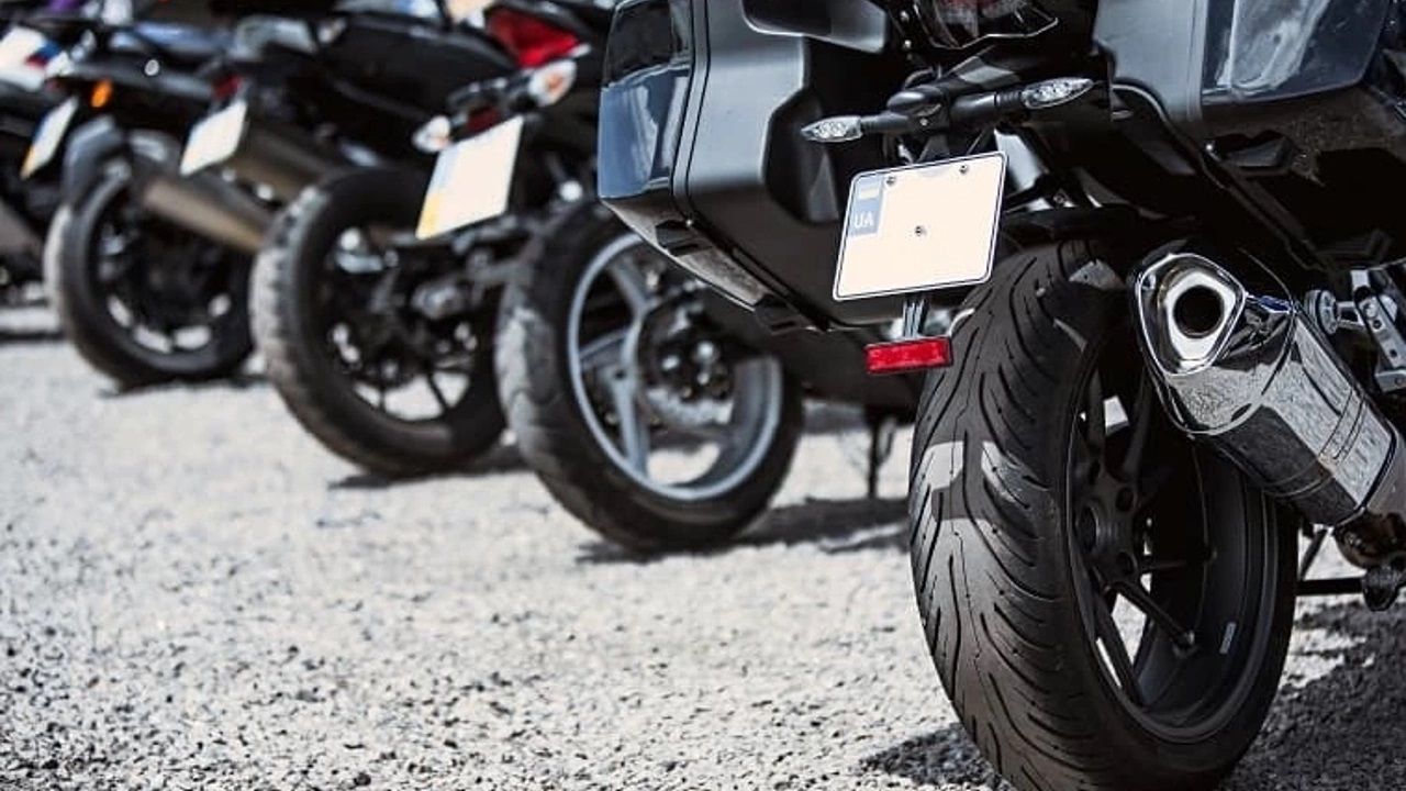 Motosiklet kullananları ilgilendiren kural açıklandı: Ceza almak istemeyenler dikkat