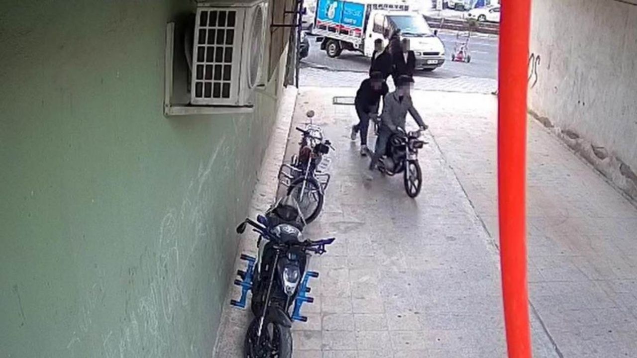 Motosikleti iterek götürdüler: Nevşehir’de pes dedirten hırsızlık olayı