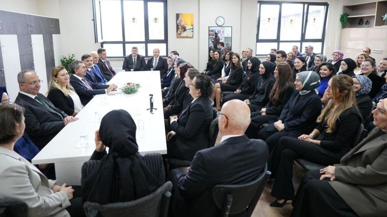 Öğretmen, Öğrenci ve veliler 24 Kasım’ı birlikte kutlayacak