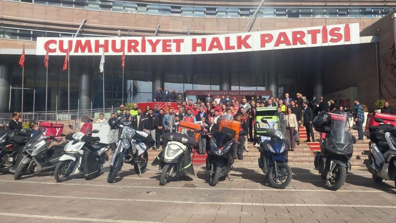 Özgür Özel: Motokuryelere empatiyle yaklaşmak hepimizin görevi
