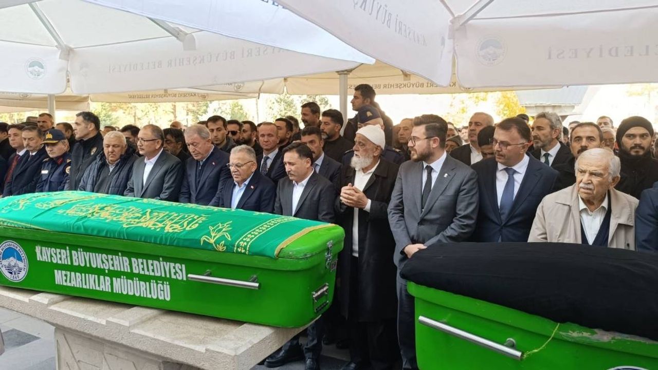 Başkan Memduh Büyükkılıç’ın ağabeyi Ramazan Büyükkılıç toprağa verildi