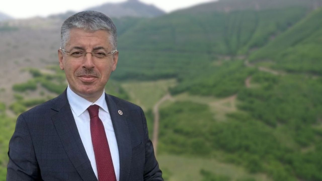 Şaban Çopuroğlu: ‘Yeşil alanlarımızı korumaya daha fazla önem vermeliyiz’