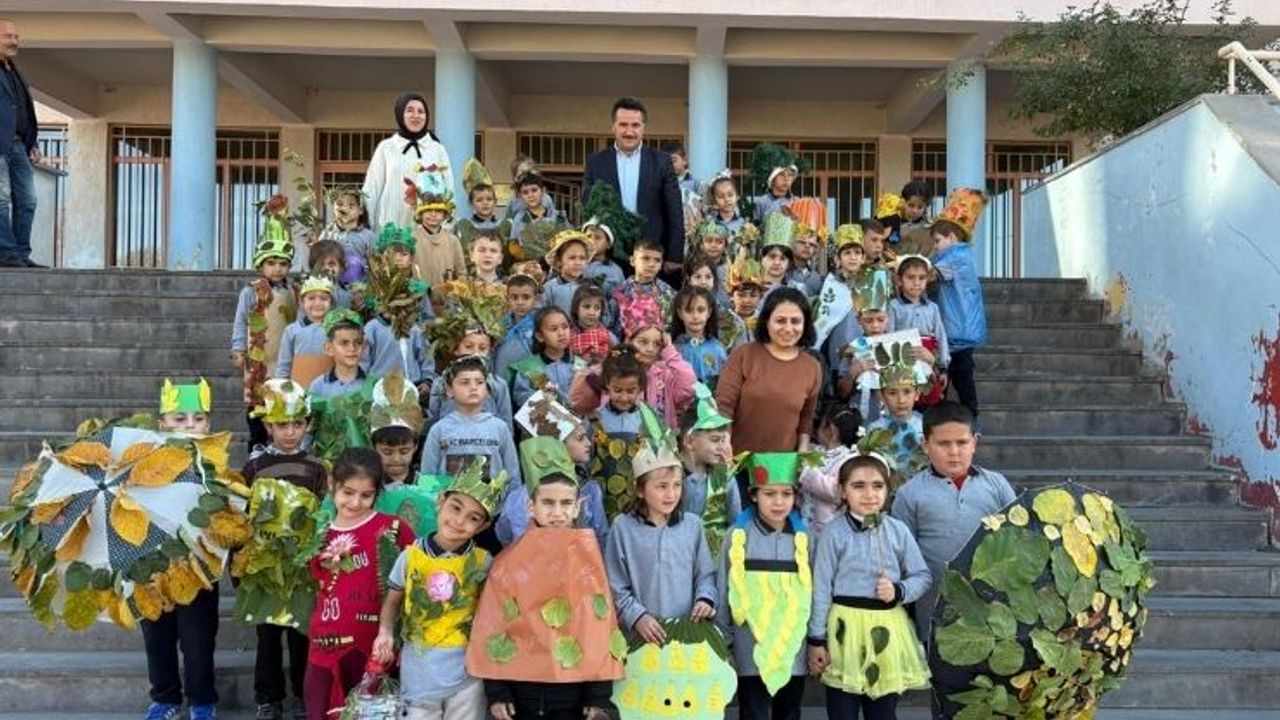 Sarıoğlan'da ‘Yeşil Vatan’ defilesi düzenlendi