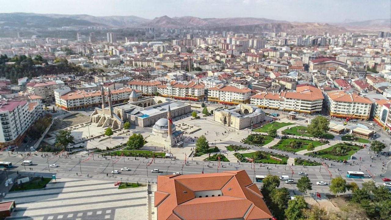 Sivas’ta konut patlaması: Daire ruhsatında büyük artış