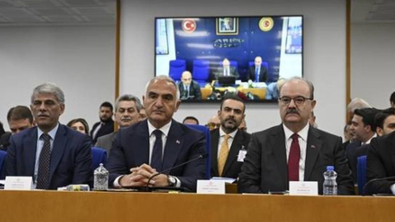 Türkiye 9 ayda 50 milyar dolar turizm geliriyle rekor kırdı