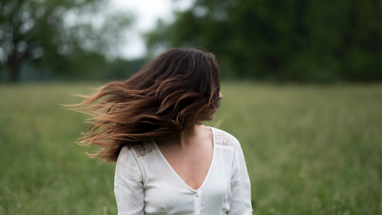 Saçlarınızın daha hızlı uzaması için bunu yapmanız yetecek