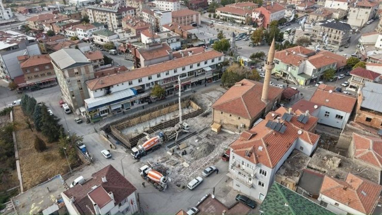 Yeşilhisar’da Cevizli Çarşı inşaat çalışmaları hız kazandı!