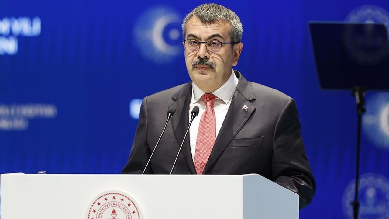 Yusuf Tekin’den ‘Türk Dili Günü’ kararı için teşekkür