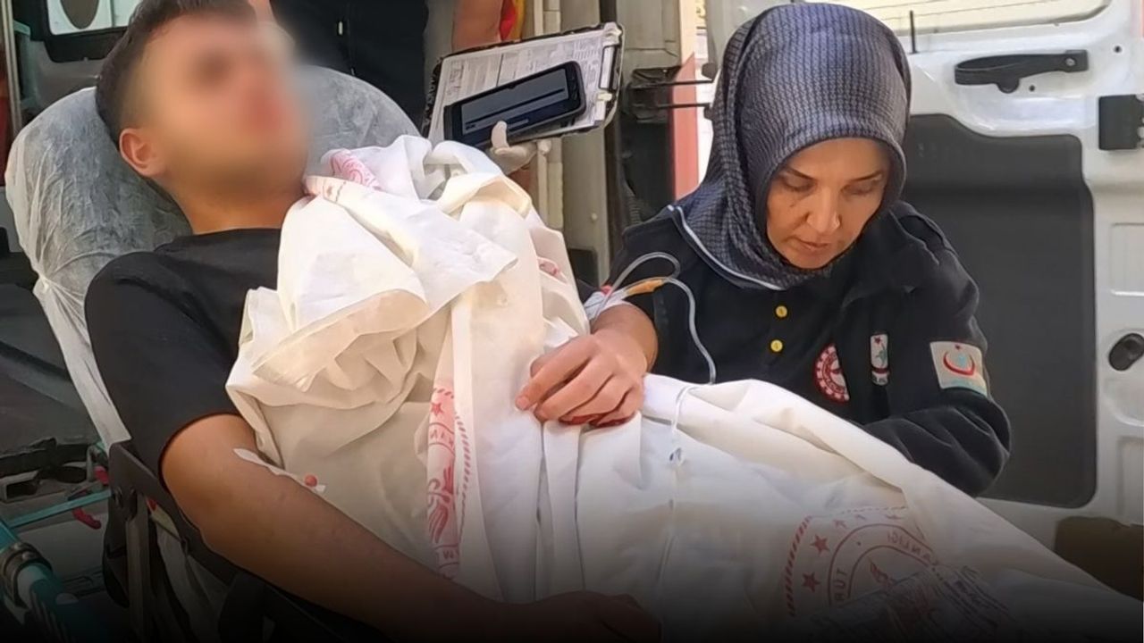 Çocuk kavgası: 14 yaşındaki A.K.E. bıçaklandı, şüpheli kaçtı