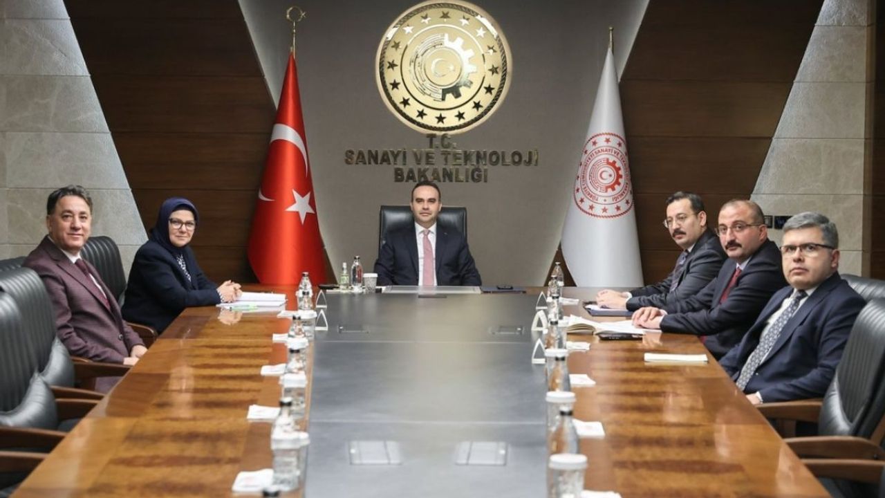 Ak Parti Milletvekili Ayşe Böhürler Kayseri için Ankara’da yoğun mesai