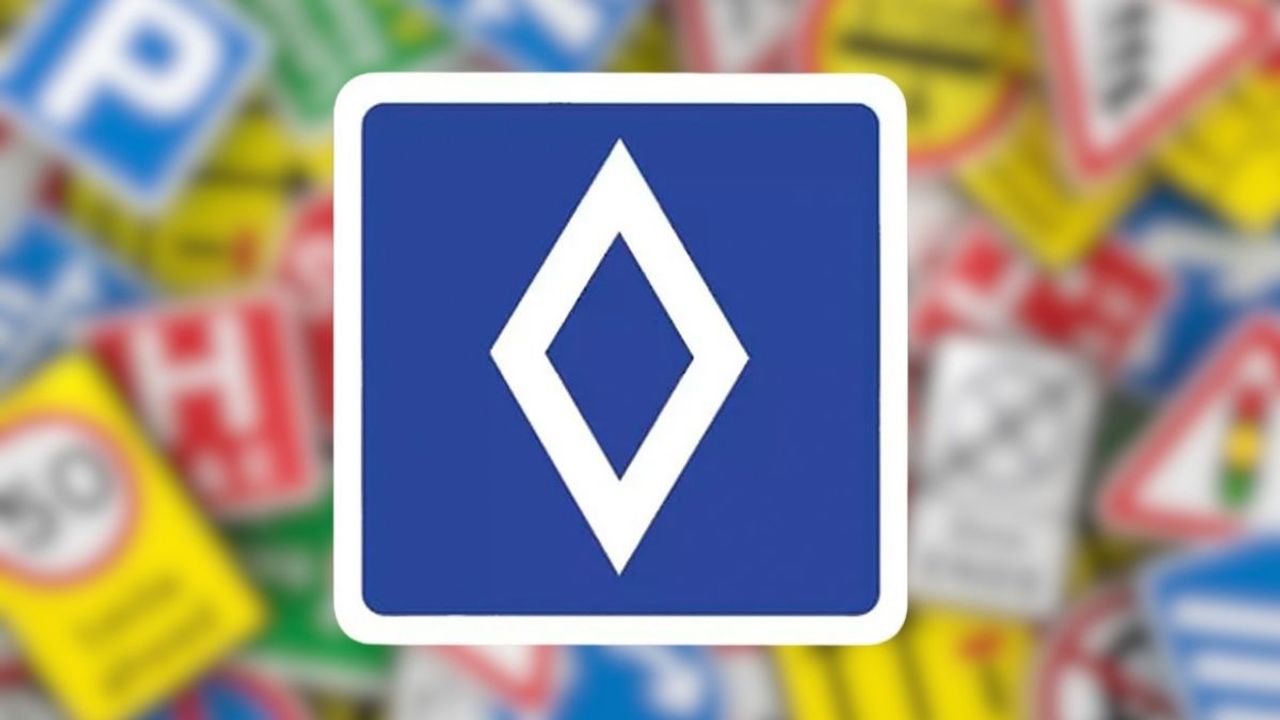 Baklava dilimi simgeli yeni trafik tabelası ne anlama geliyor?