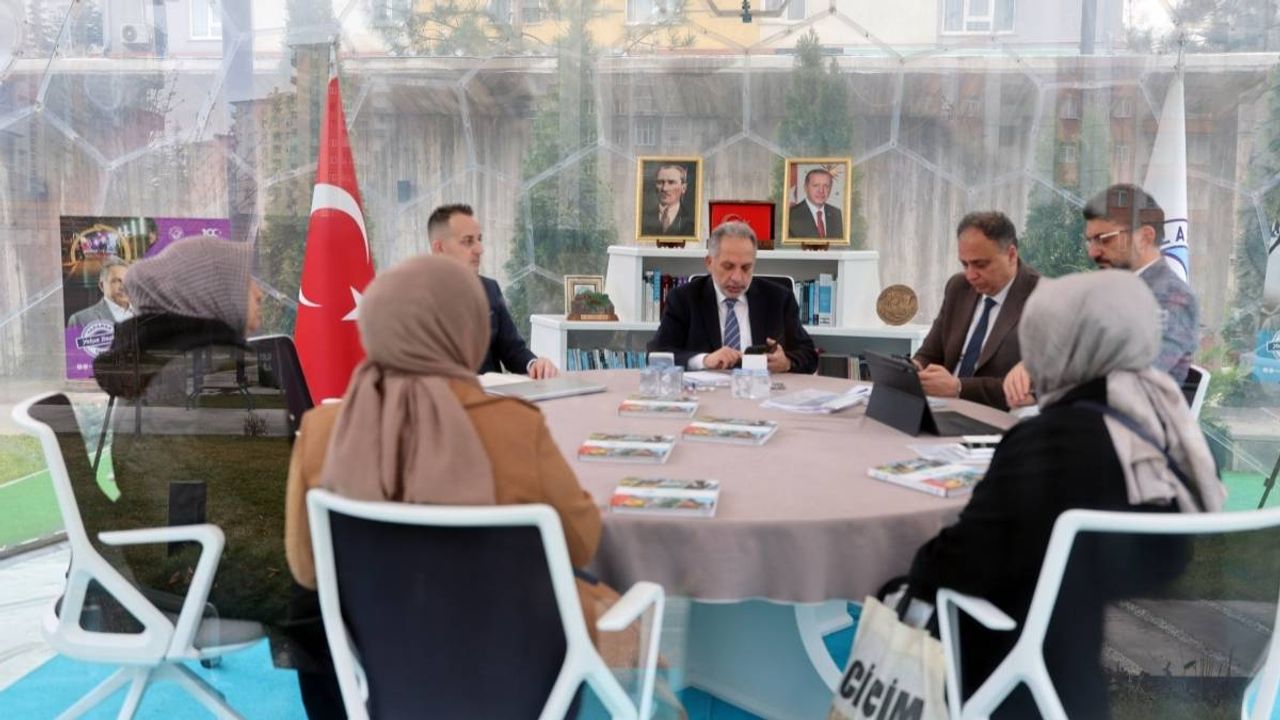 Başkan Yalçın’ın yeni odası dikkat çekti! Türkiye’de bir ilk