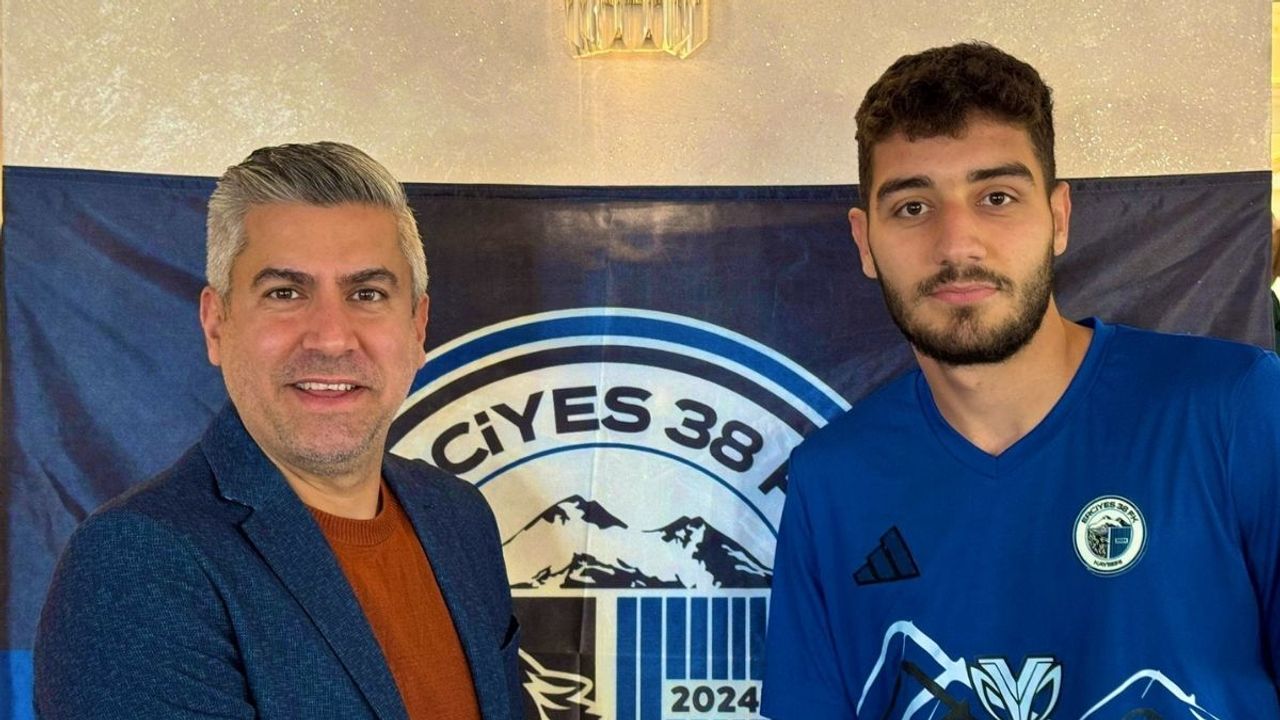Erciyes 38 FK’ya taze kan! 19 yaşındaki futbolcuyla anlaşmaya vardı