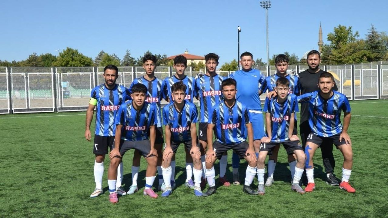 Kayseri’de futbola doyuran maç! Esen Metal SK 6-4 Argıncıkspor