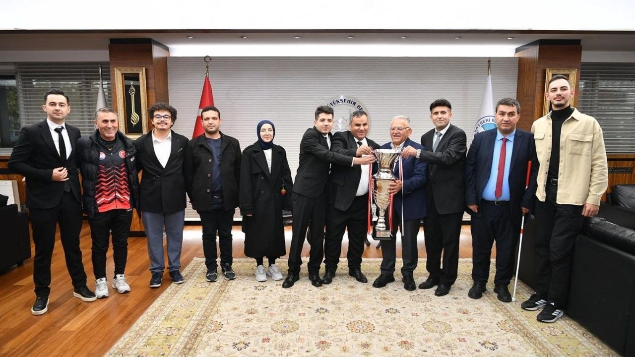 Görme engelliler takımı tarihi başarıyla Kayseri’yi gururlandırdı