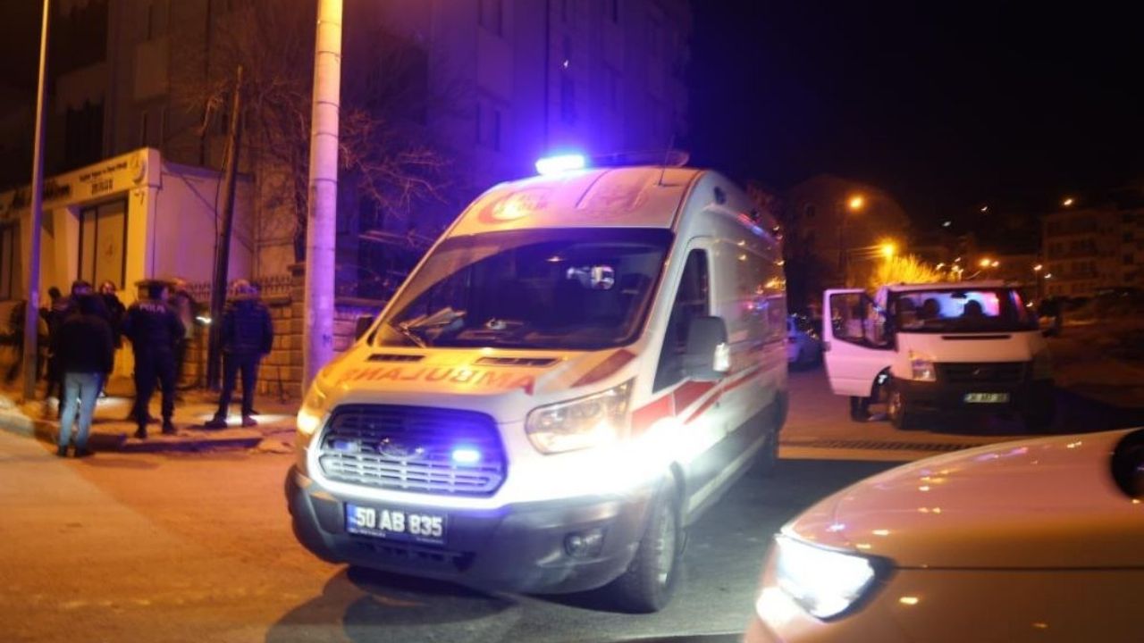 Sokak ortasındaki silahlı hesaplaşmada kan aktı!