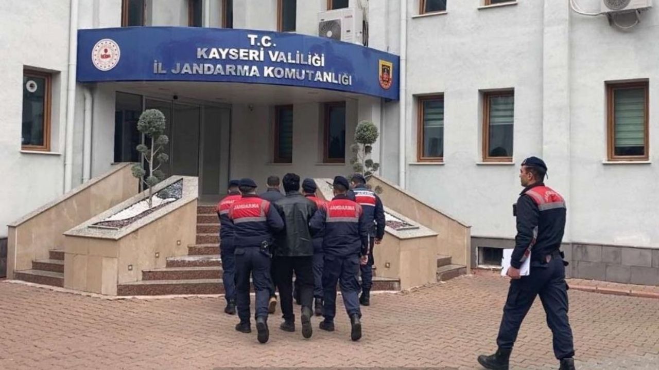 Kayseri’de DEAŞ operasyonu: 2 şüpheli jandarma tarafından gözaltına alındı