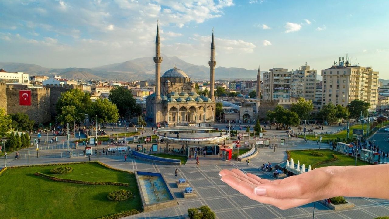 ‘Senin avucun daha büyük!’: Kayseri fıkralarından hayat dersi gibi sözler