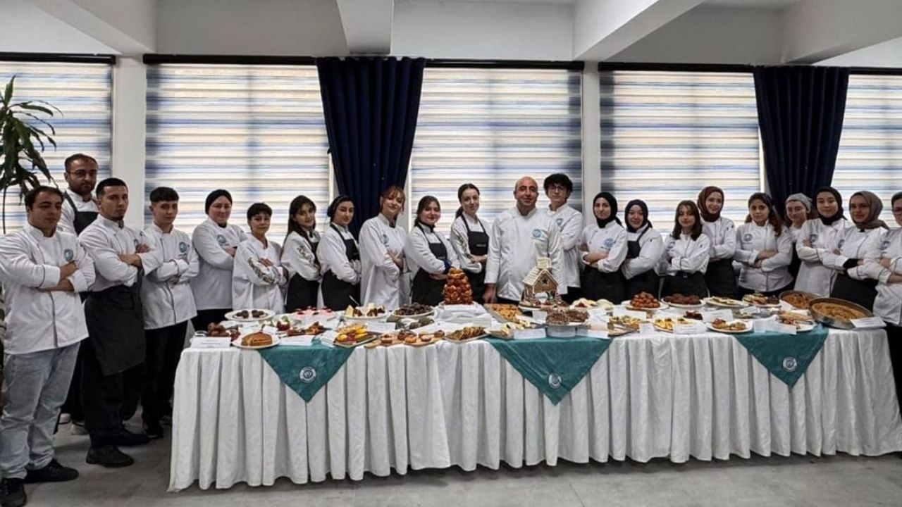 KAYÜ Seyrani Kampüsü’nde aşçılık finali lezzete dönüştü