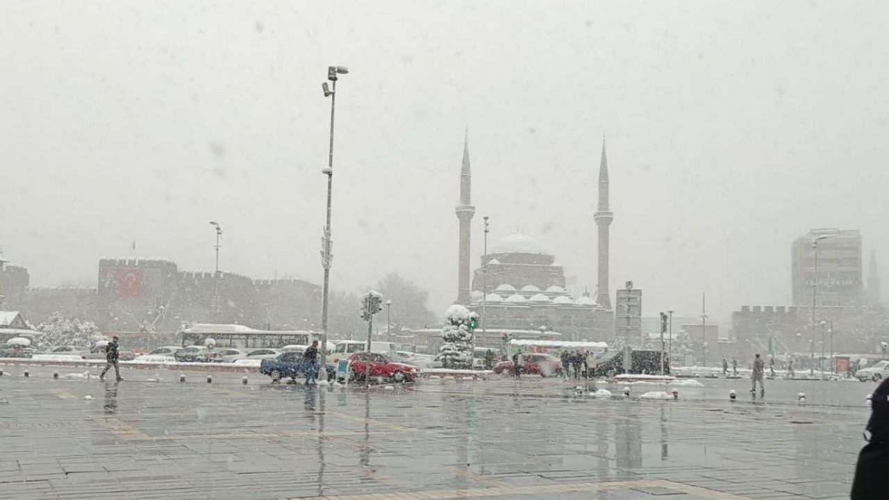 Kayseri’de 5 günlük hava durumu açıklandı! Sis, yağmur ve kar uyarısı