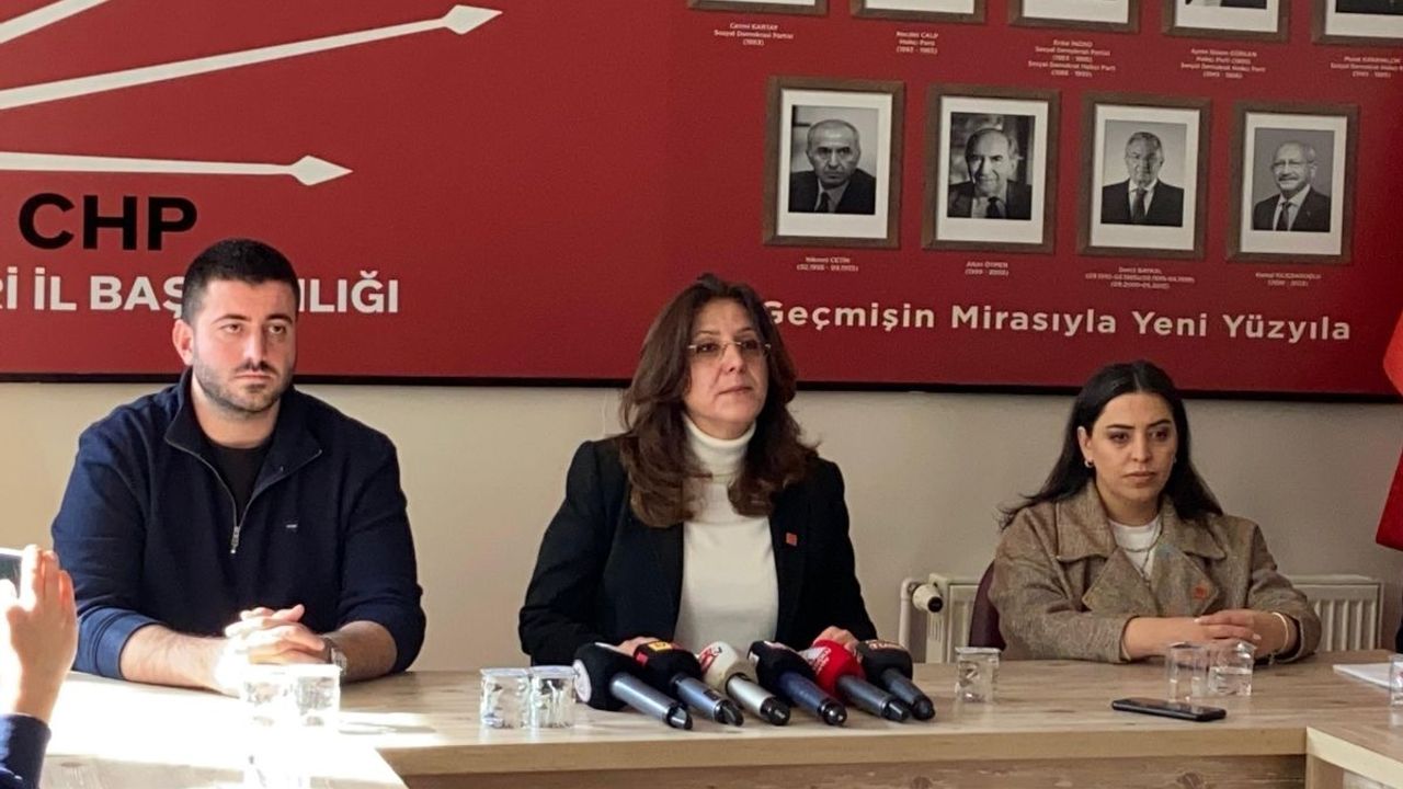 Kayseri’de CHP mitingi öncesi gerilim! Ümit Özer’den sert sözler