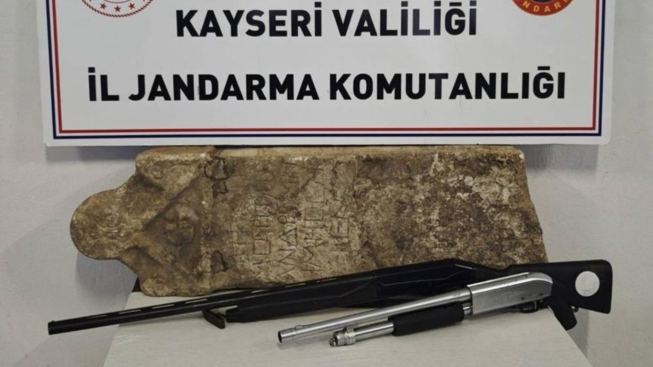 Kayseri’de “Anadolu Mirası” operasyonu: Roma dönemine ait Mezar Steli ele geçirildi