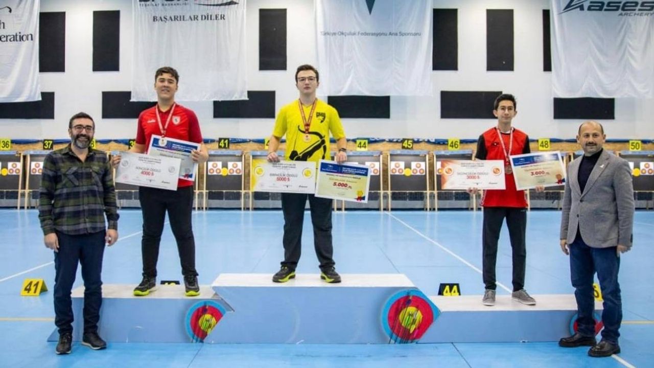 Türkiye Şampiyonası'nda Kayseri fırtınası: Süleyman Sefer Sarıaslan'dan tarihi başarı